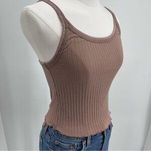 Old Navy Ribbed Cami Tank Top Spaghetti Strap Minimalist Clean Girl 90s Baddie